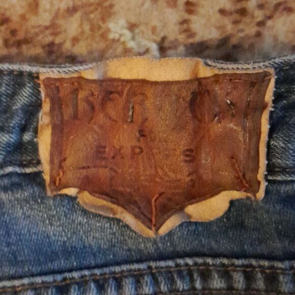 🤠Rerock for Express Skinny Distressed Jeans With Studs Women's Size 2 - Picture 8 of 9